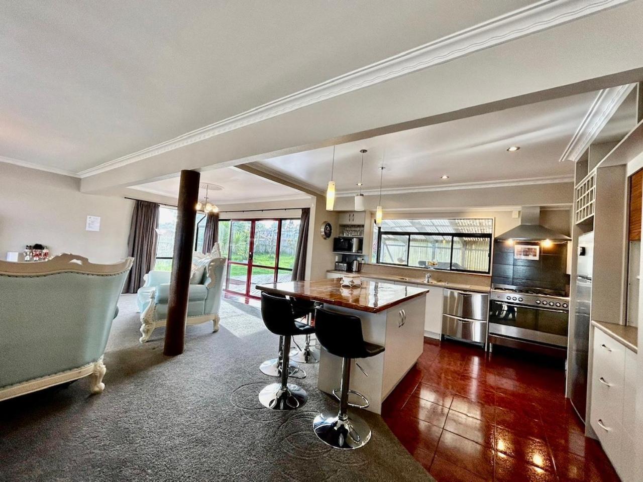 Premium Lake View Home Rotorua Exterior foto